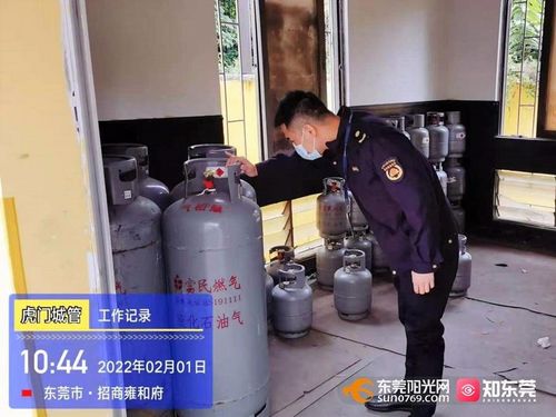 7天假期不停歇 他们用坚守,换来城市的整洁舒适